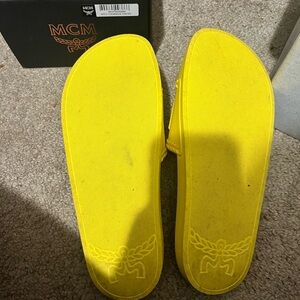 Mcm slide size 40